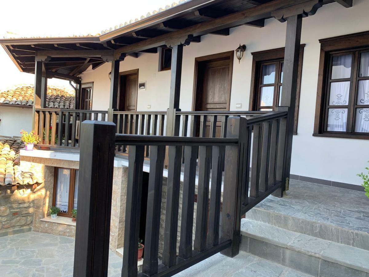 Guest House Genti Berati Exterior foto